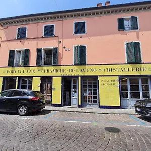 Gli Specchi Lucca